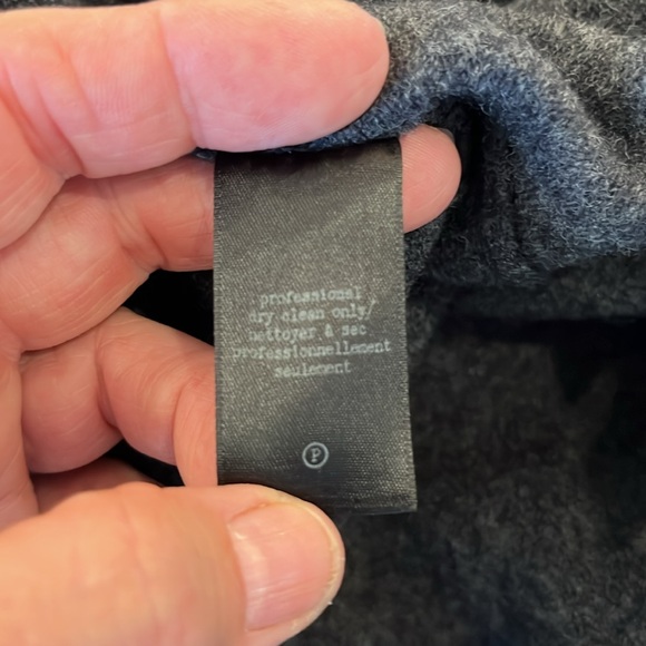 GUC Rag & Bone wool 1/4 zip sweater with lamb leather suede finish sleeve patch - Picture 10 of 10